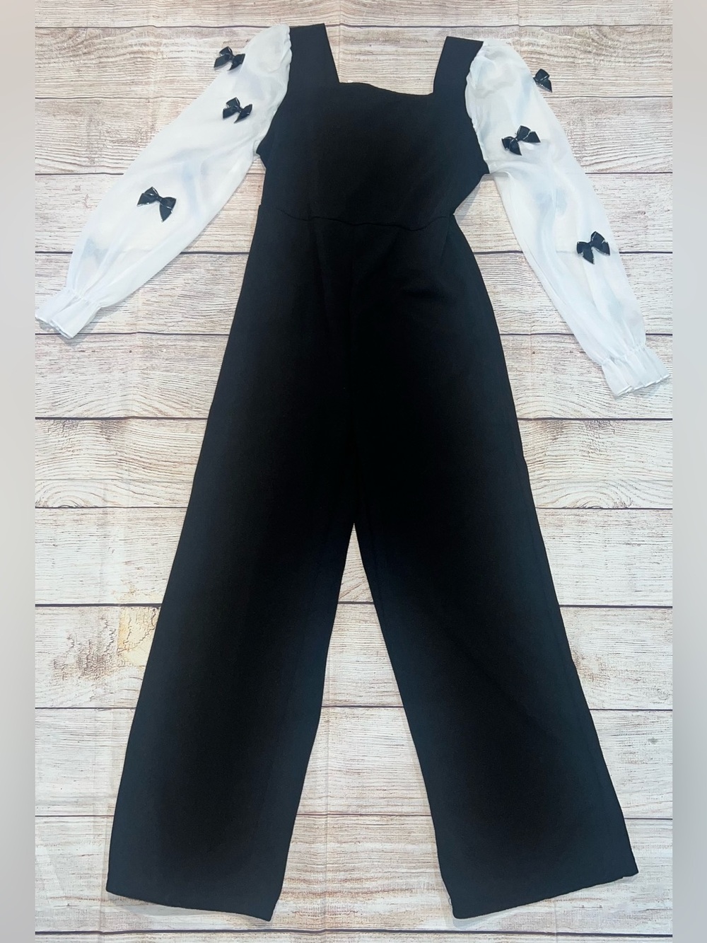 Girls Size 10 Black Wide-Leg Jumpsuit with White Puff Sleeves